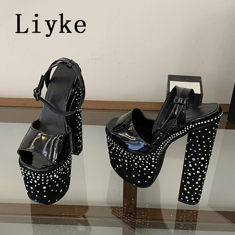 Street Fashion Shoes - Sandálias Femininas Liyke Fashion com Salto
