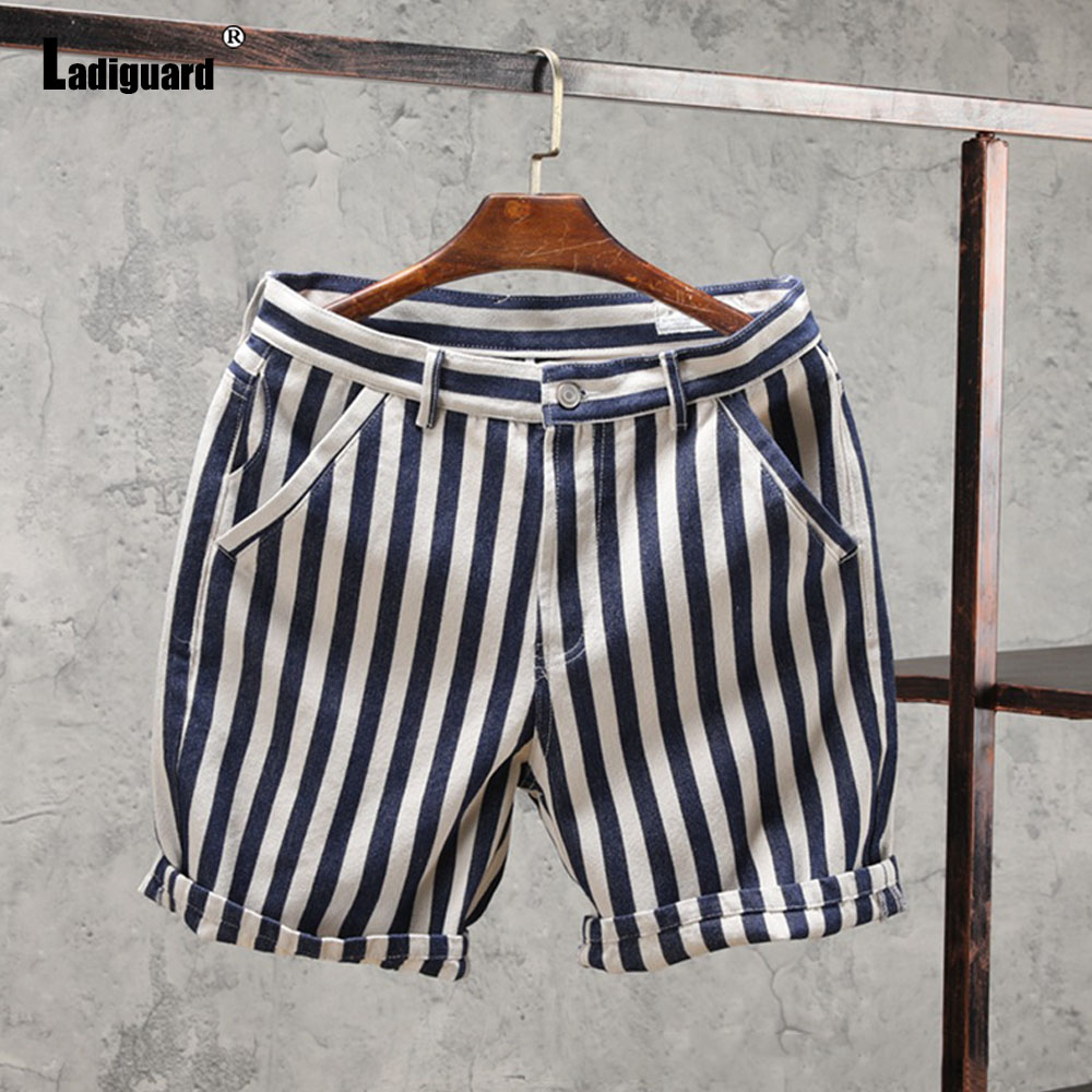 Novos Shorts Masculinos Estilo - Street Fashion Europe avaliação e preço