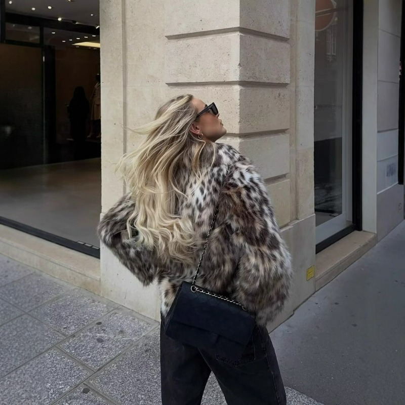 Moda Europeia de Roupas Femini - Street Fashion Europe avaliação e preço