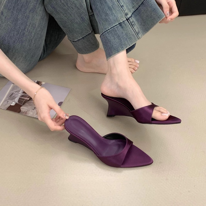 Novas Sandálias de Verão com S - Street Fashion Clothes avaliação e preço